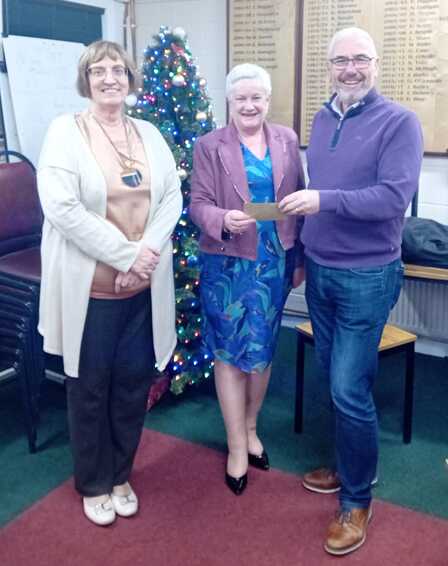 B section winners joan peppard and tom roche with mary macken regional secretary centre